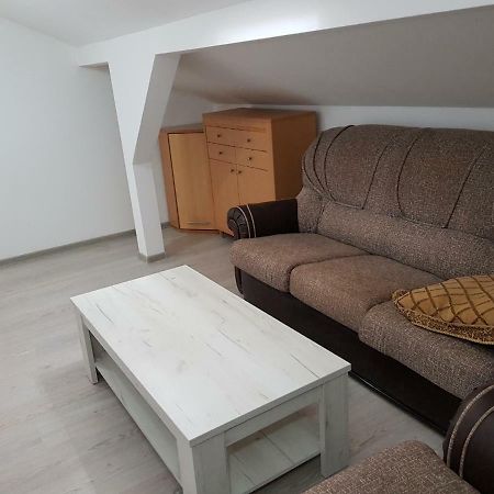 Emi Apartment Будва Екстериор снимка