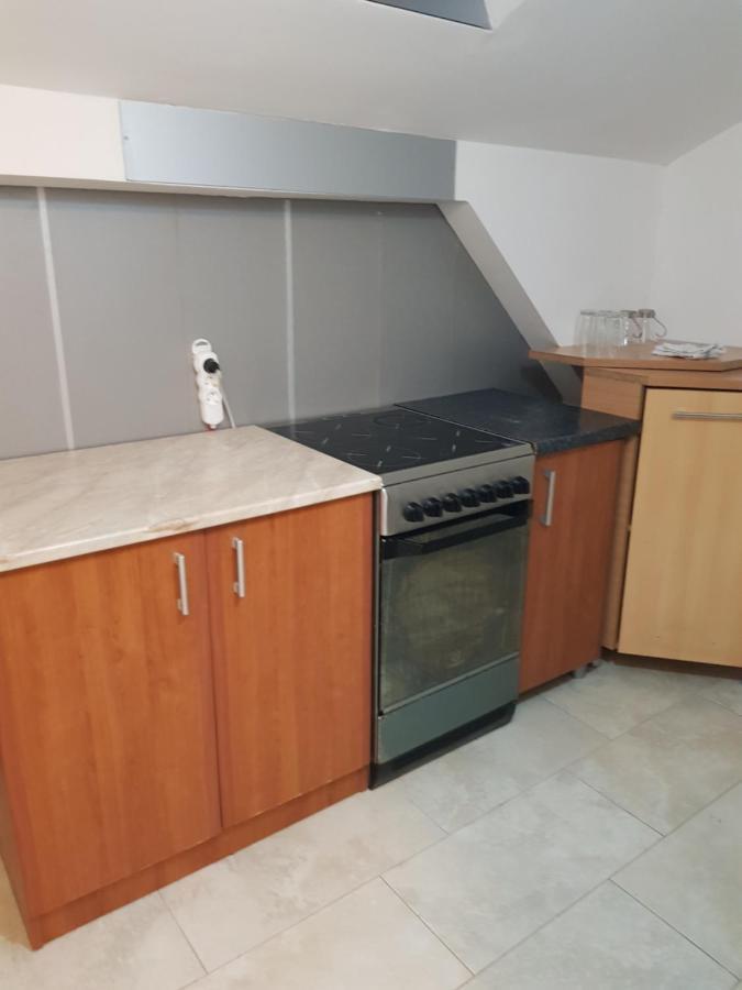 Emi Apartment Будва Екстериор снимка