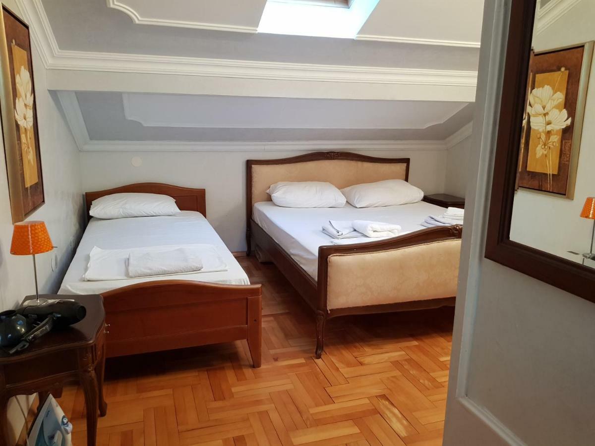 Emi Apartment Будва Екстериор снимка